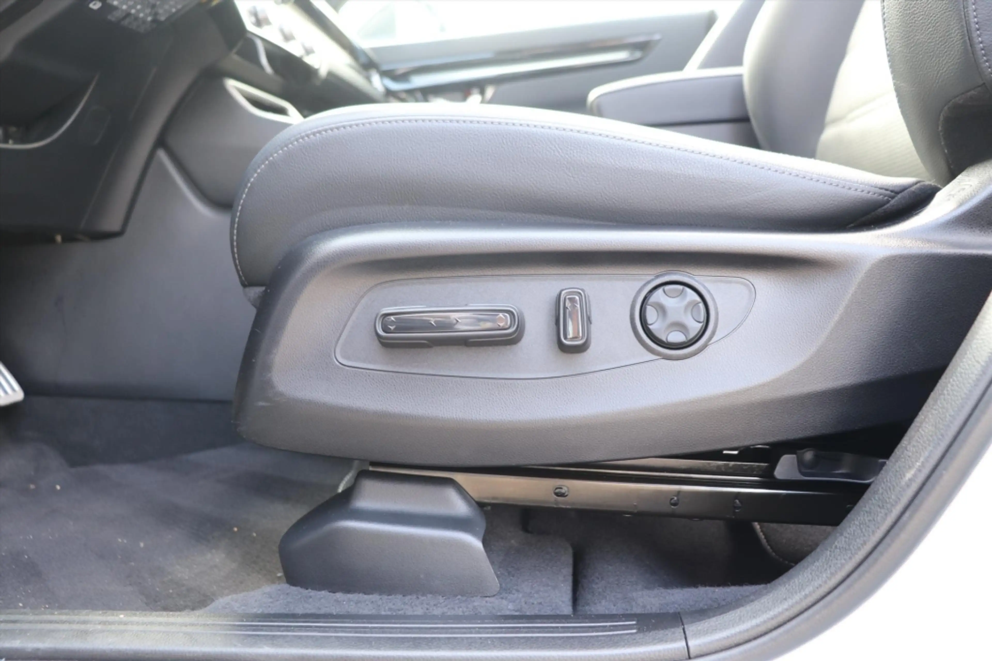 Honda CR-V 2.0 Plug-In Hybrid 184pk 2WD CVT Advance Tech — photo 17
