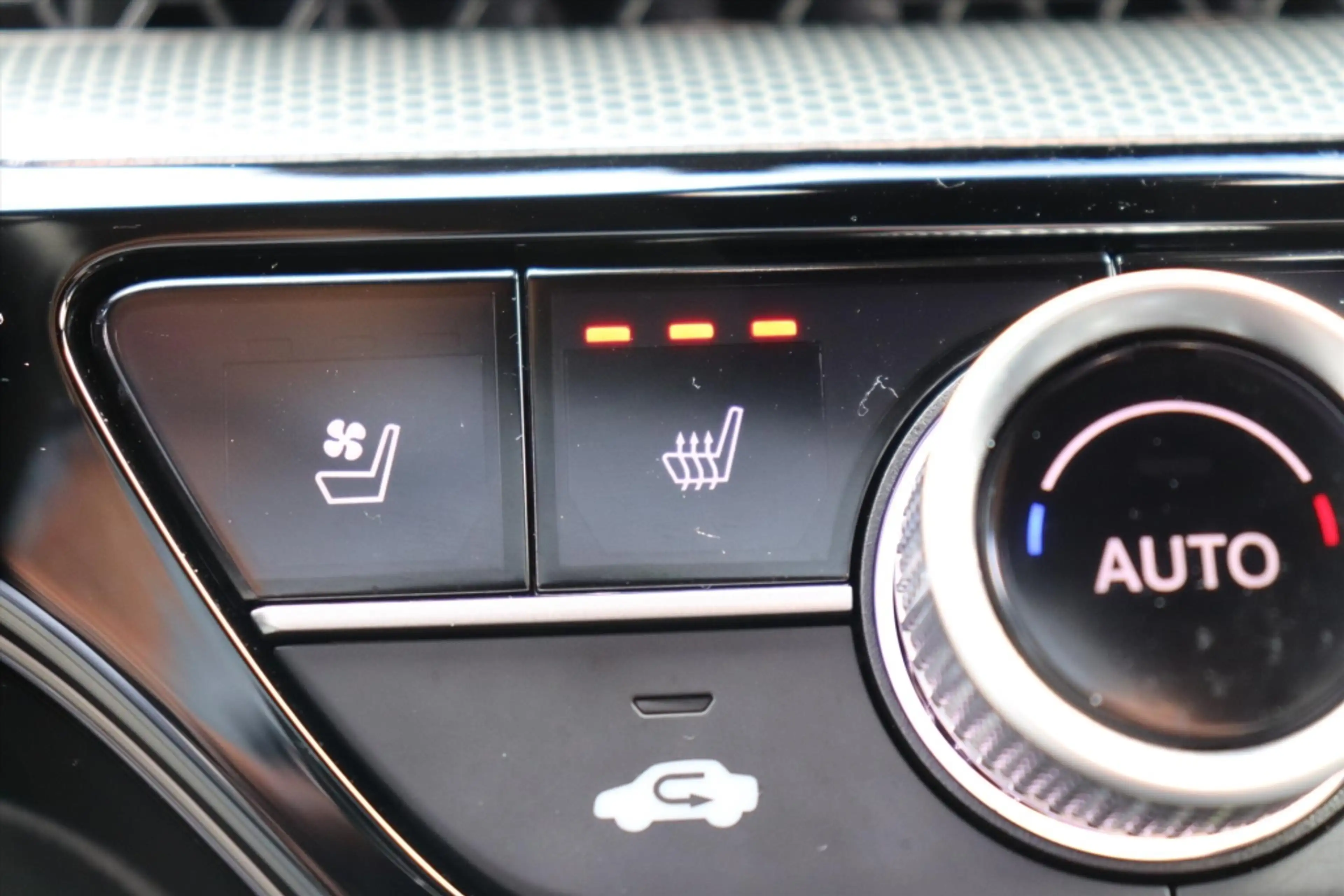 Honda CR-V 2.0 Plug-In Hybrid 184pk 2WD CVT Advance Tech — photo 4