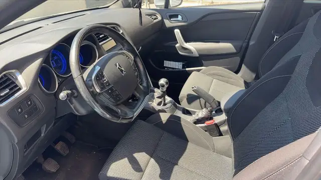 Citroen DS4 view 8