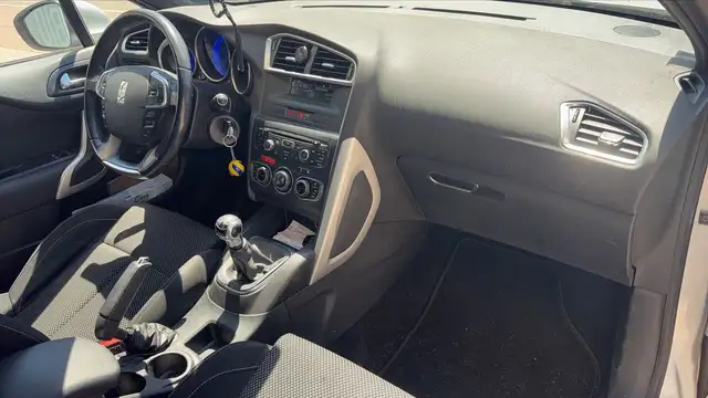 Citroen DS4 view 10
