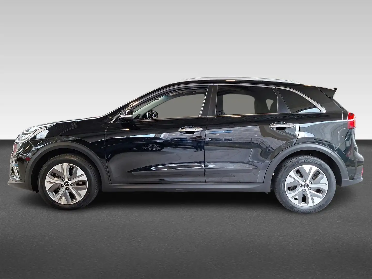 Kia e-Niro ExecutiveLine 64 kWh Leder | Stoelverwarming Noir - 2