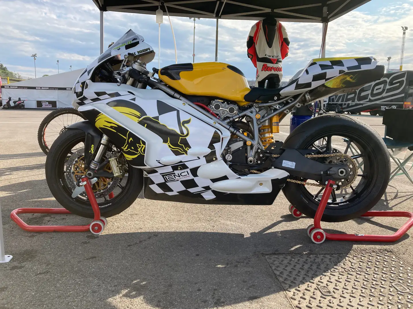 Ducati 749 s Sárga - 1