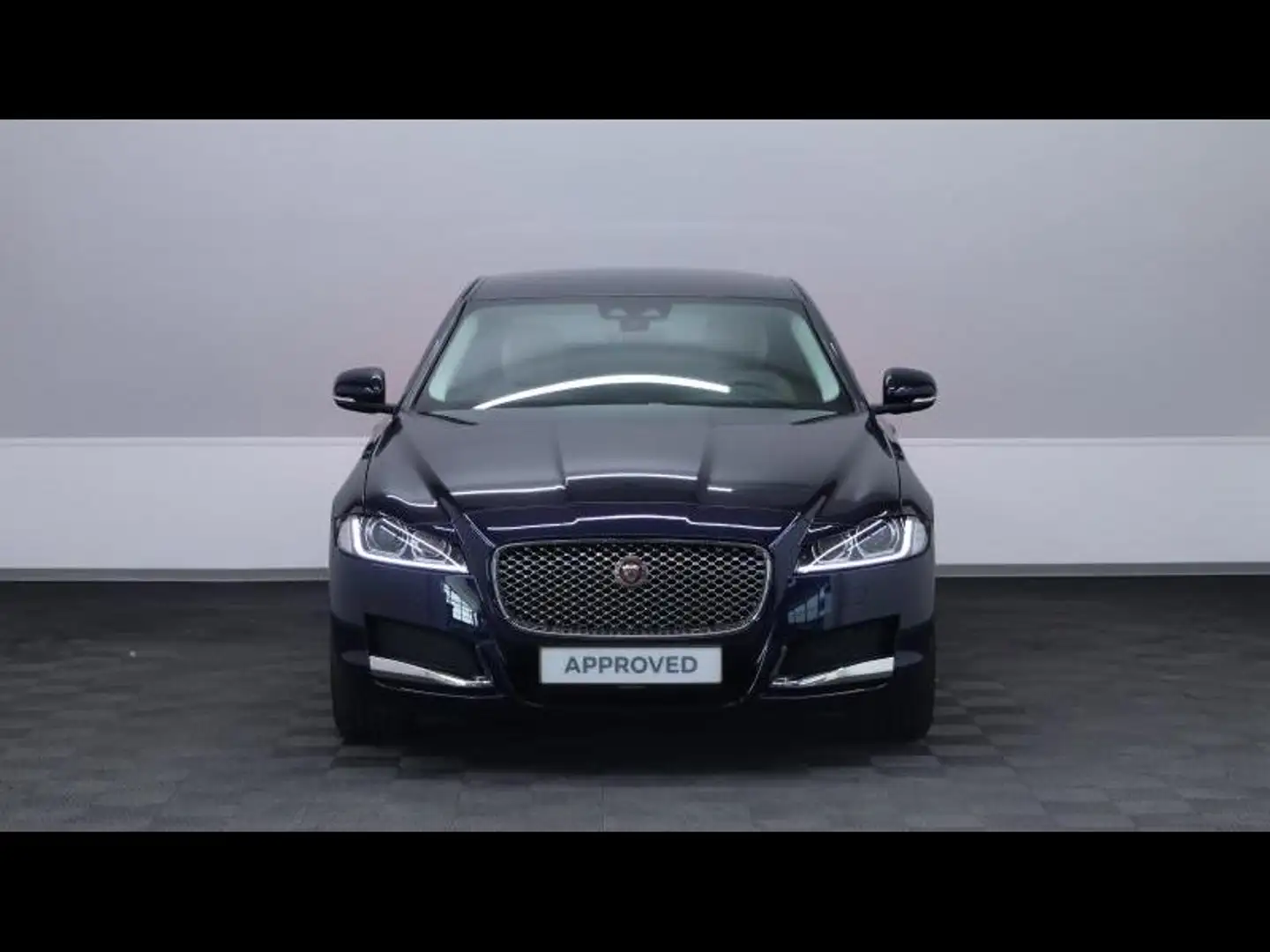 Jaguar XF E-Performance 2.0d 163 auto Bleu - 2