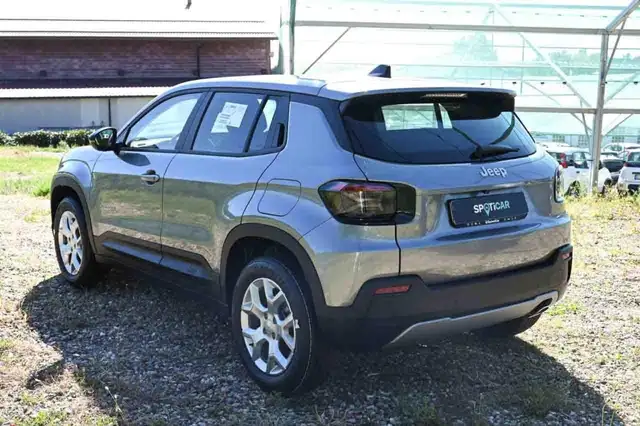 Jeep Avenger view 7