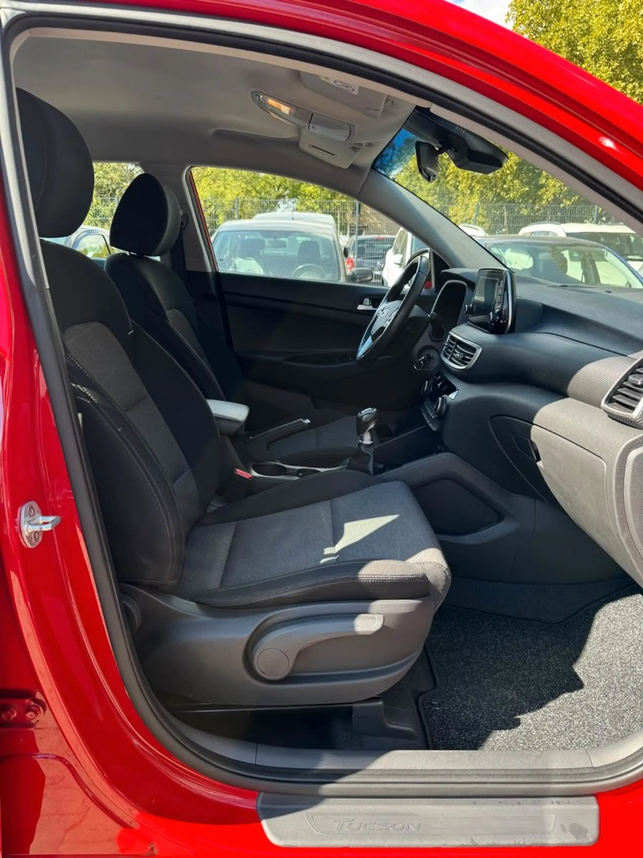 Hyundai TUCSON 1.6 GDI NAVI 68.000 KM KLIMA KAMERA TÜV — photo 8