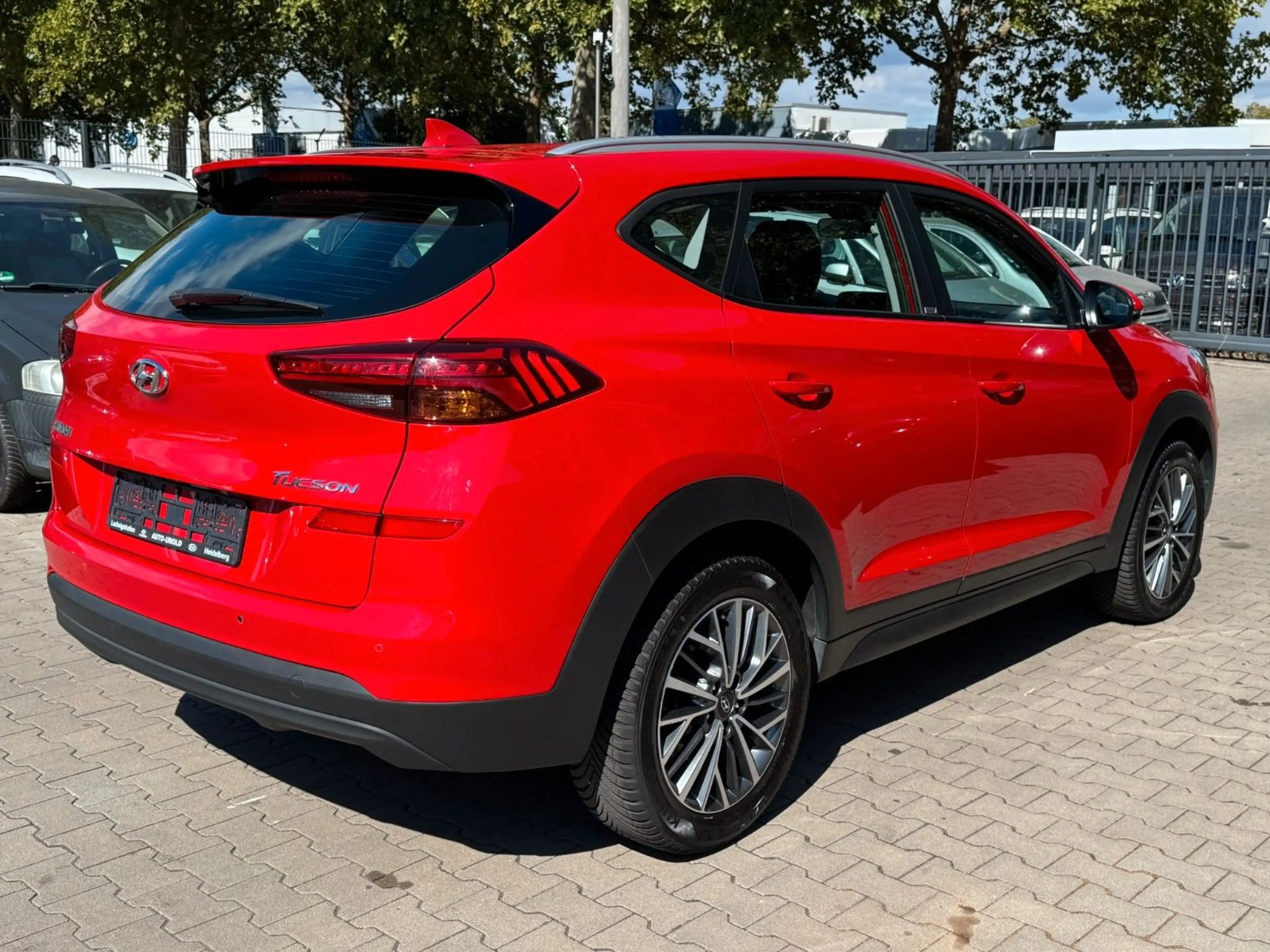 Hyundai TUCSON 1.6 GDI NAVI 68.000 KM KLIMA KAMERA TÜV — photo 4