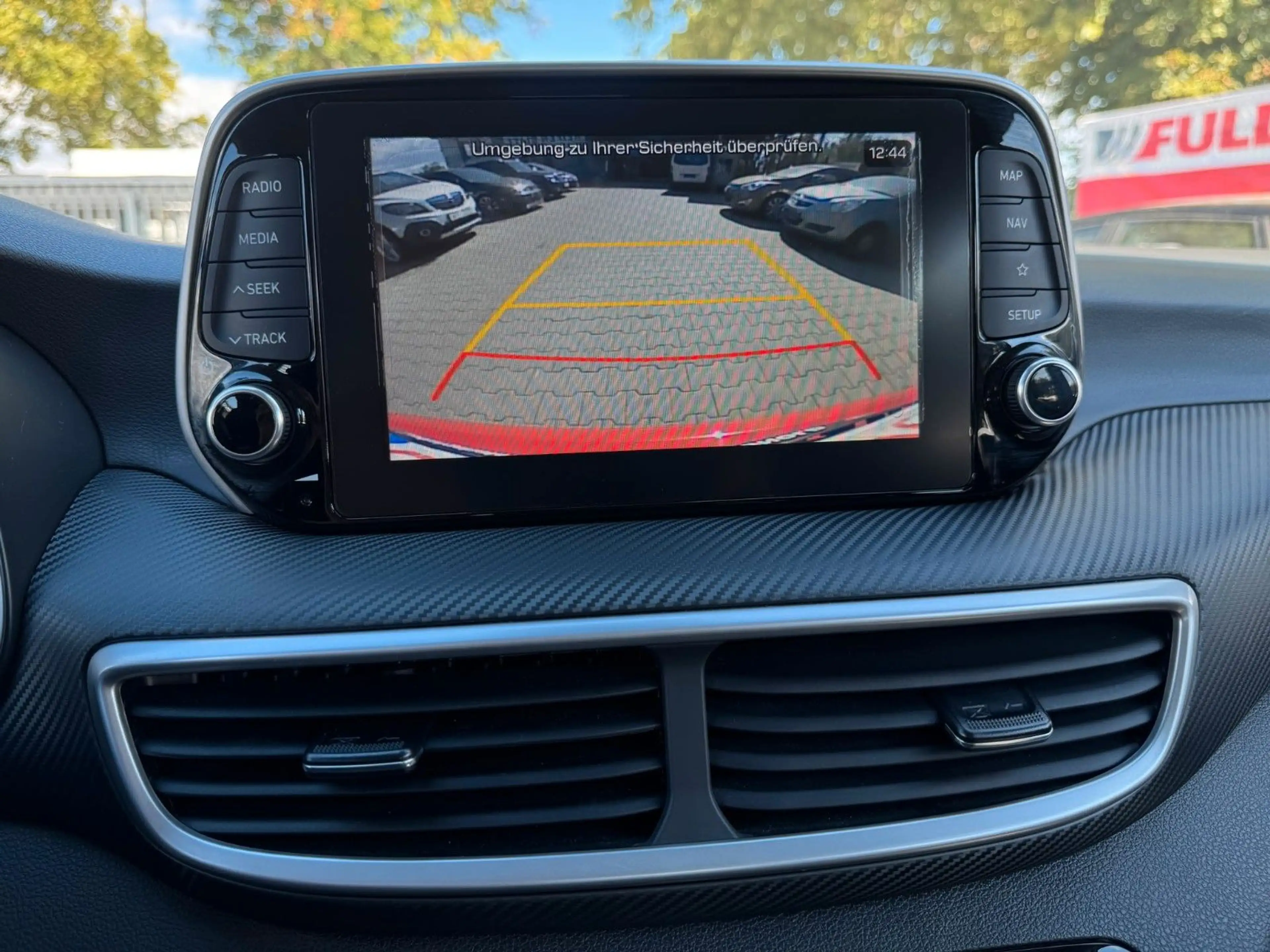 Hyundai TUCSON 1.6 GDI NAVI 68.000 KM KLIMA KAMERA TÜV — photo 11