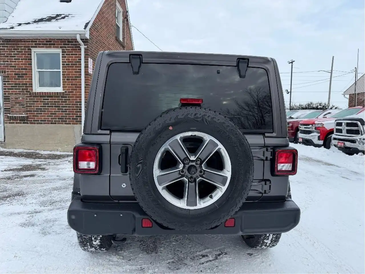 Jeep Wrangler снимка Jeep Wrangler