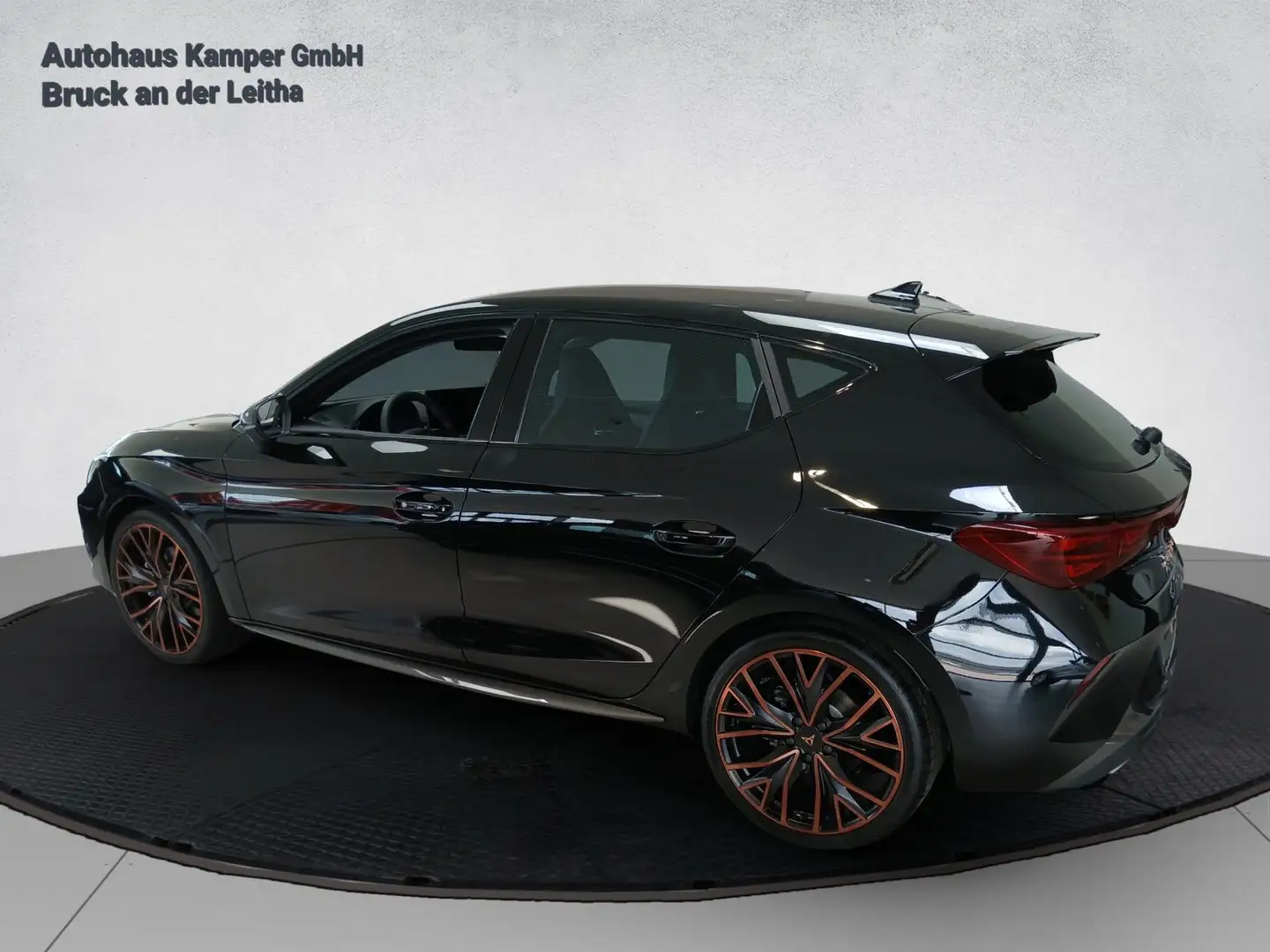 CUPRA Leon 1.5 eTSI DSG 150 PS ACT Negro - 2