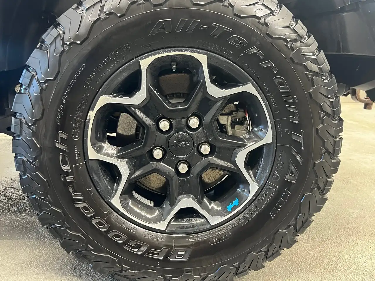 Jeep Wrangler снимка Jeep Wrangler