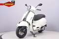 Vespa GTS Super Sport 300 Wit - thumbnail 4