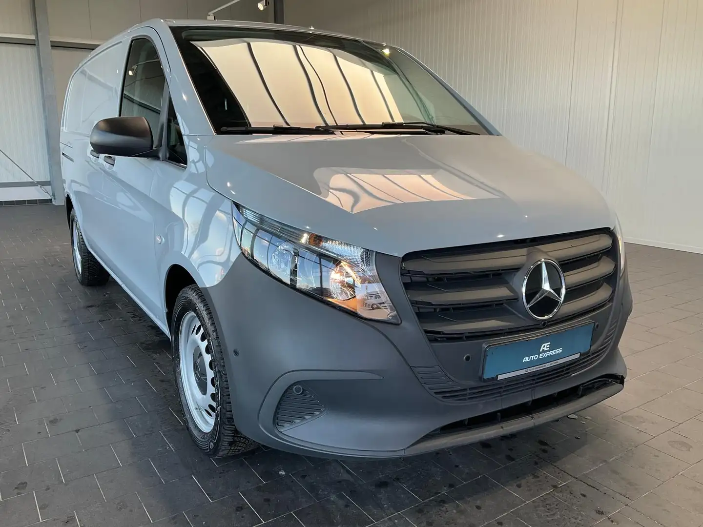 Mercedes-Benz Vito 114 lang+Mopf+Automatik+Kamera+ 1500KM Grau - 2