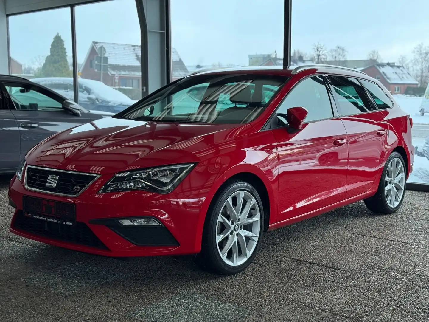 SEAT Leon ST FR Rot - 1