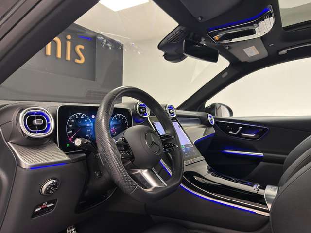 Mercedes-Benz GLC 200 — photo 14
