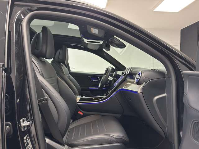 Mercedes-Benz GLC 200 — photo 12