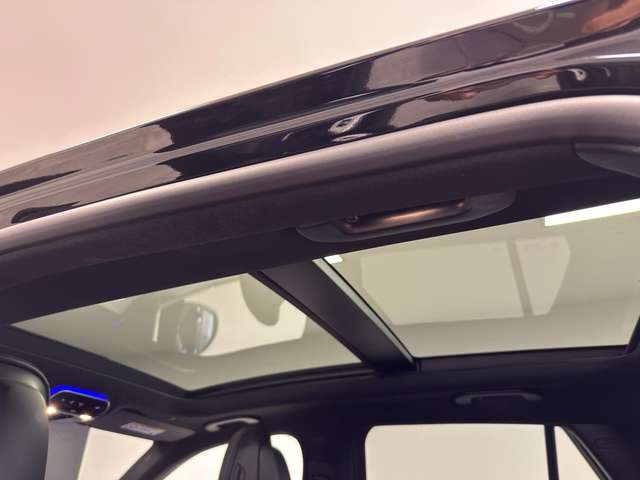 Mercedes-Benz GLC 200 — photo 17