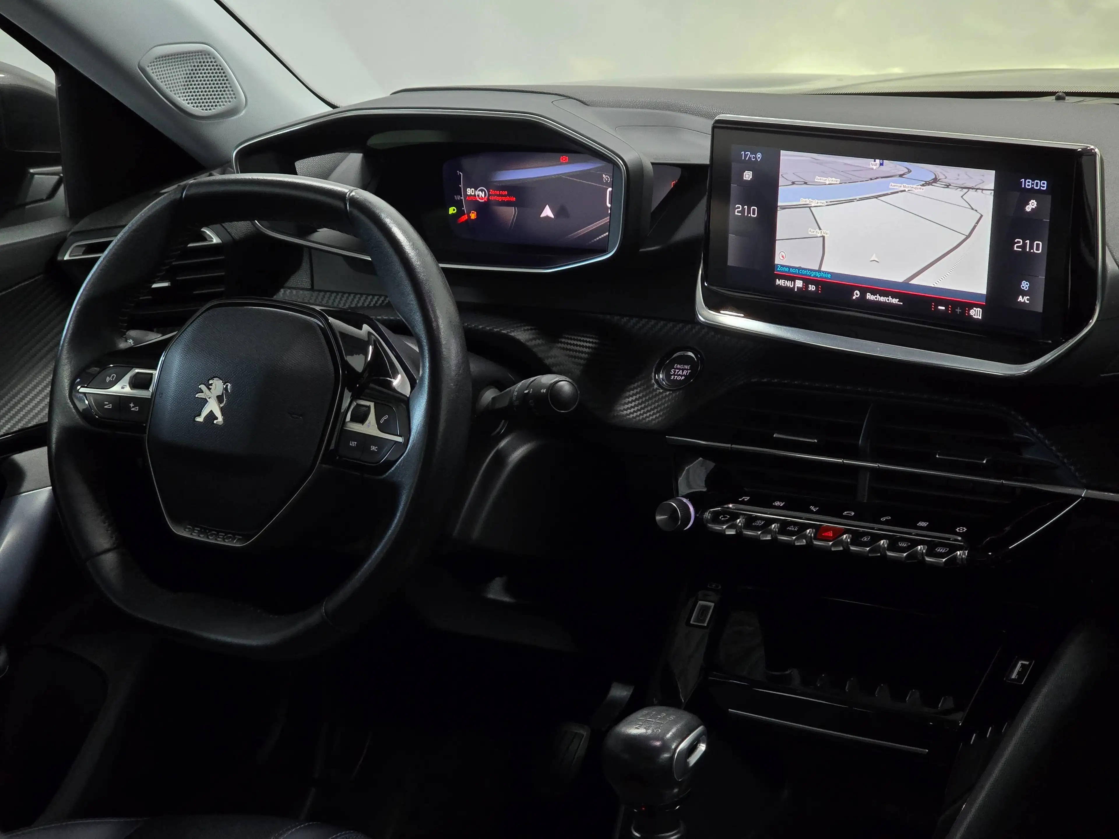 Peugeot 2008 Allure | Cockpit | Full Led | 1ier propriétaire | Suivi complet | GARANTIE 12M — photo 10