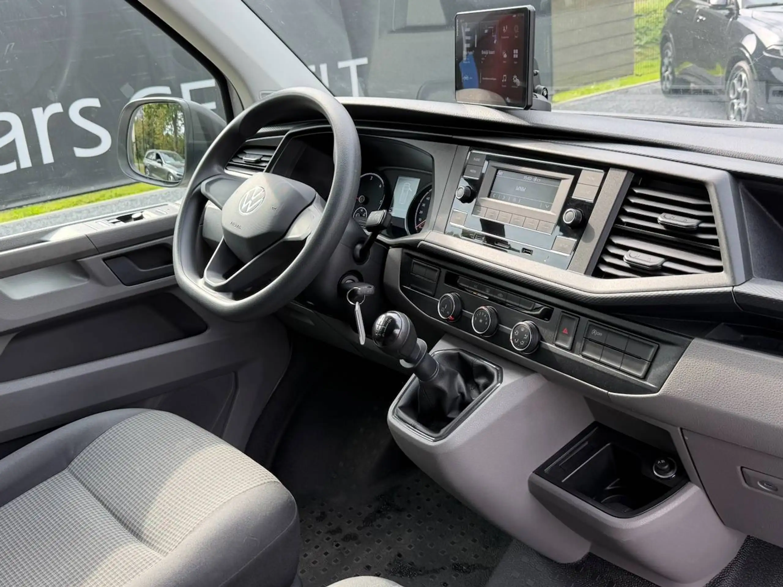 Volkswagen T6.1 Transporter BTW LANGE UITVOERING TREKHAAK CAMERA — 6/16