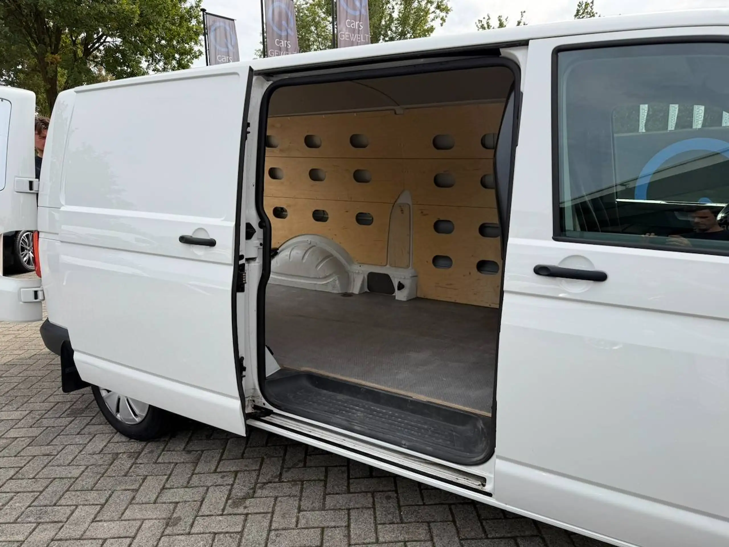Volkswagen T6.1 Transporter BTW LANGE UITVOERING TREKHAAK CAMERA — 8/16