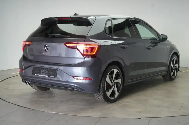 Volkswagen Polo view 4