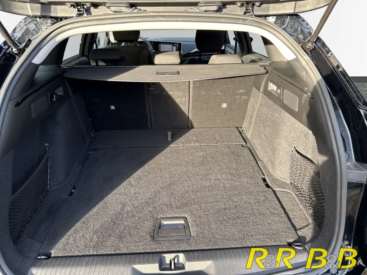 Opel Astra L ST 1.2 Edition NAVI+KAMERA+SHZ+CARPLAY 13