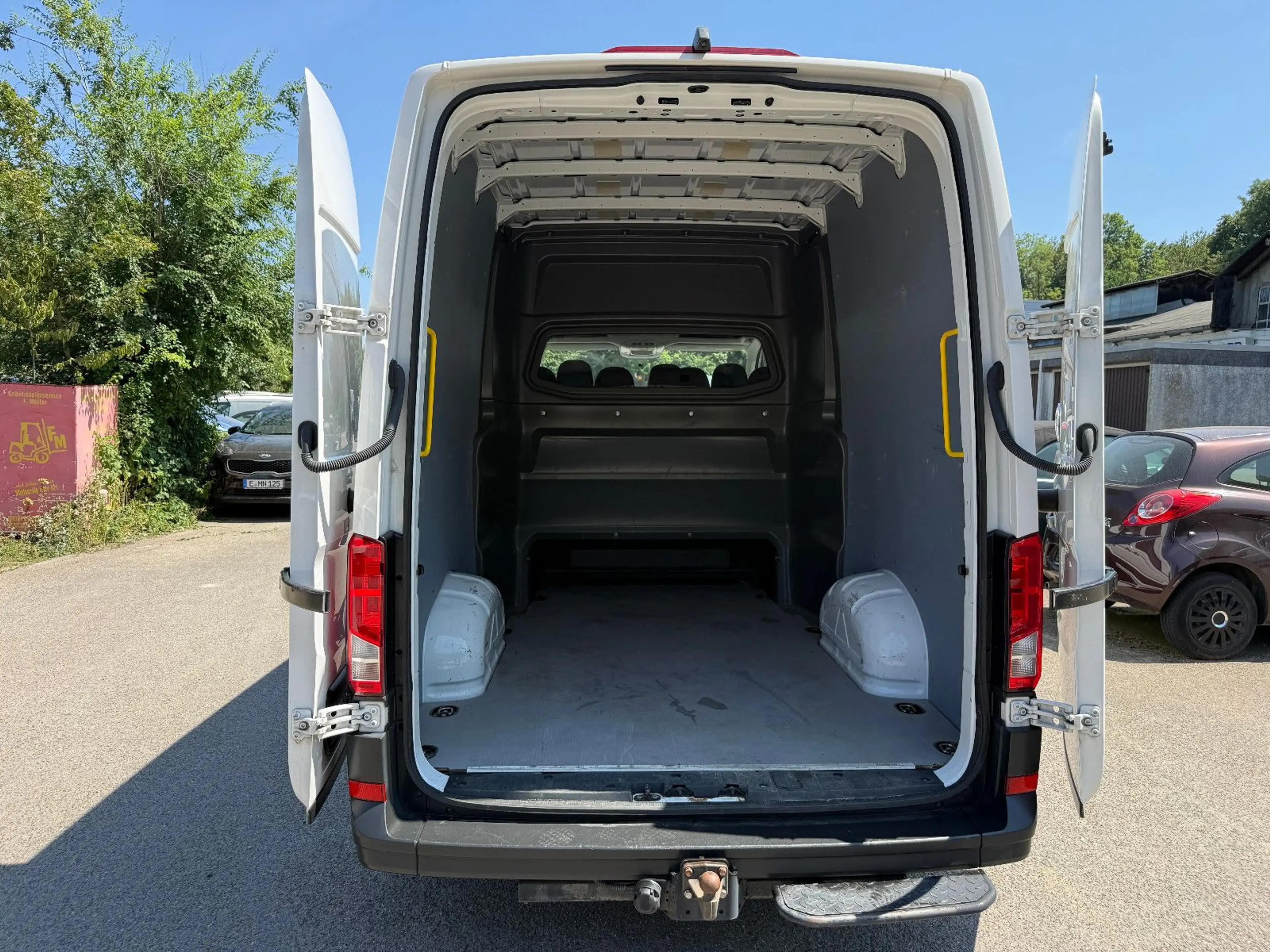 Volkswagen Crafter Kasten DoKa PLUS 35 Hochdach FWD MR — photo 15
