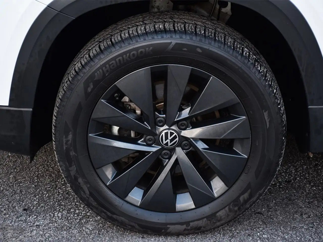 Volkswagen Taos снимка Volkswagen Taos