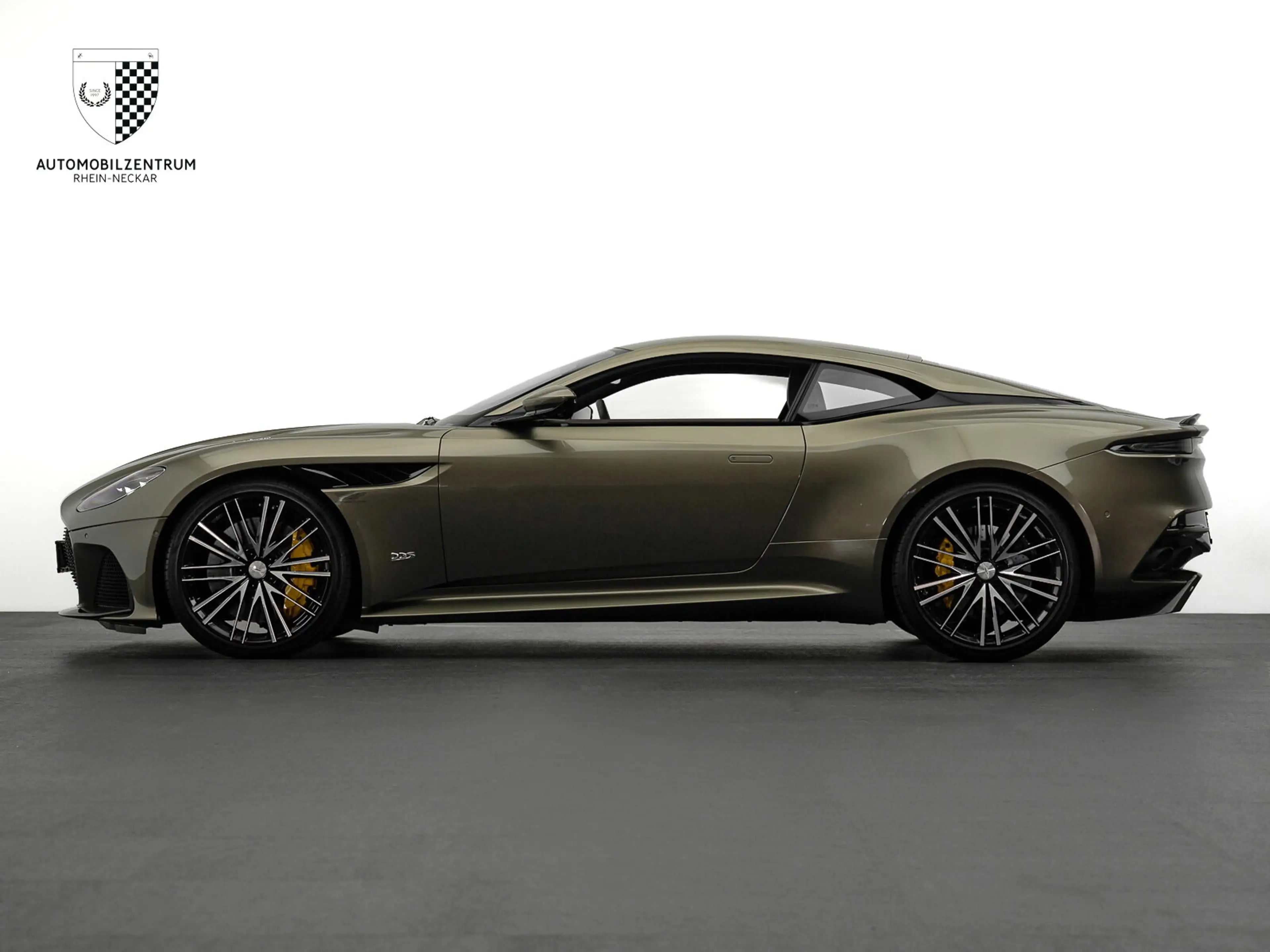 Aston Martin DBS DBS Superleggera Carbon/Bang&Olufsen/Dynamic — photo 4