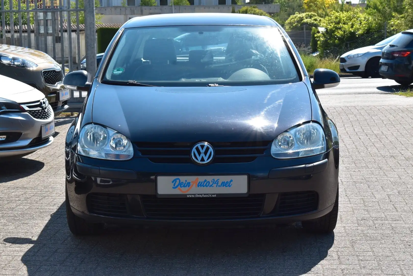 Volkswagen Golf V Lim. Trendline Klimaaut.|Si-Hzg|AHK|EL.FH Schwarz - 2