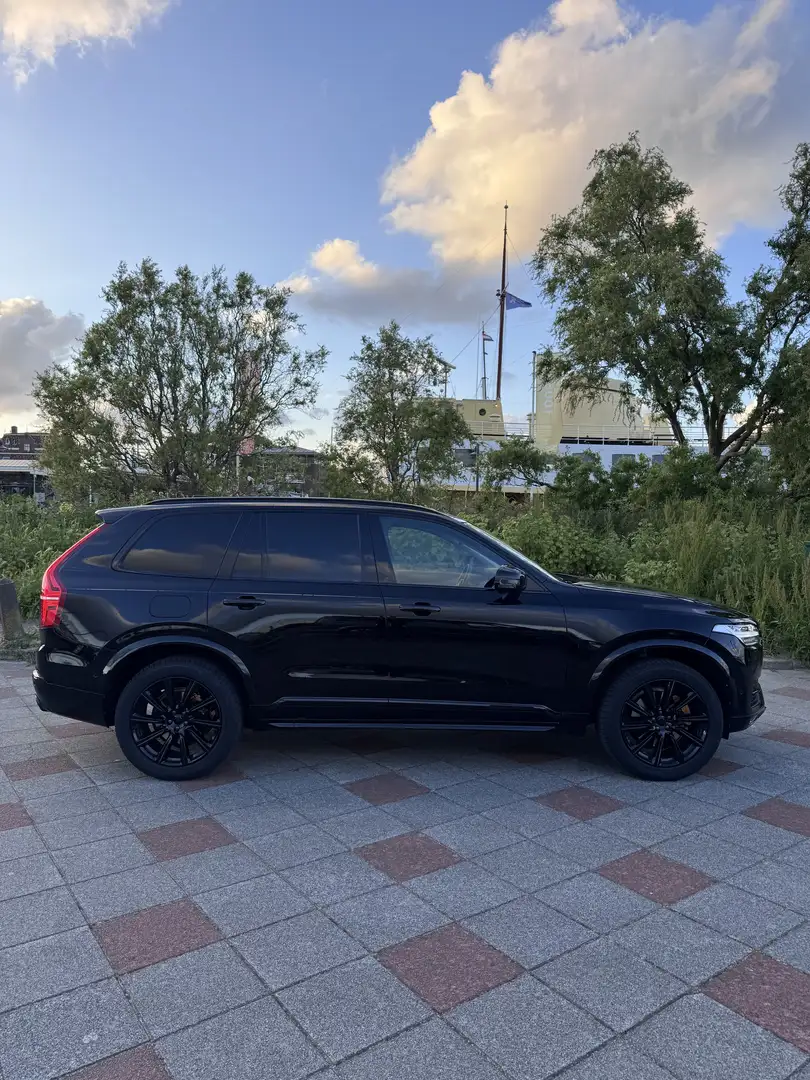 Volvo XC90 2.0 T5 AWD Inscript. Zwart - 2