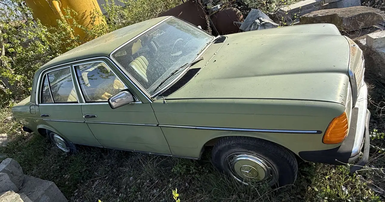 Mercedes-Benz 200 D, foto 7