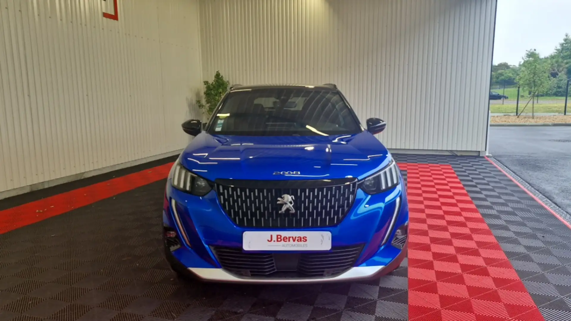 Peugeot 2008 BLUEHDI 130 SS EAT8 GT LINE Blau - 2