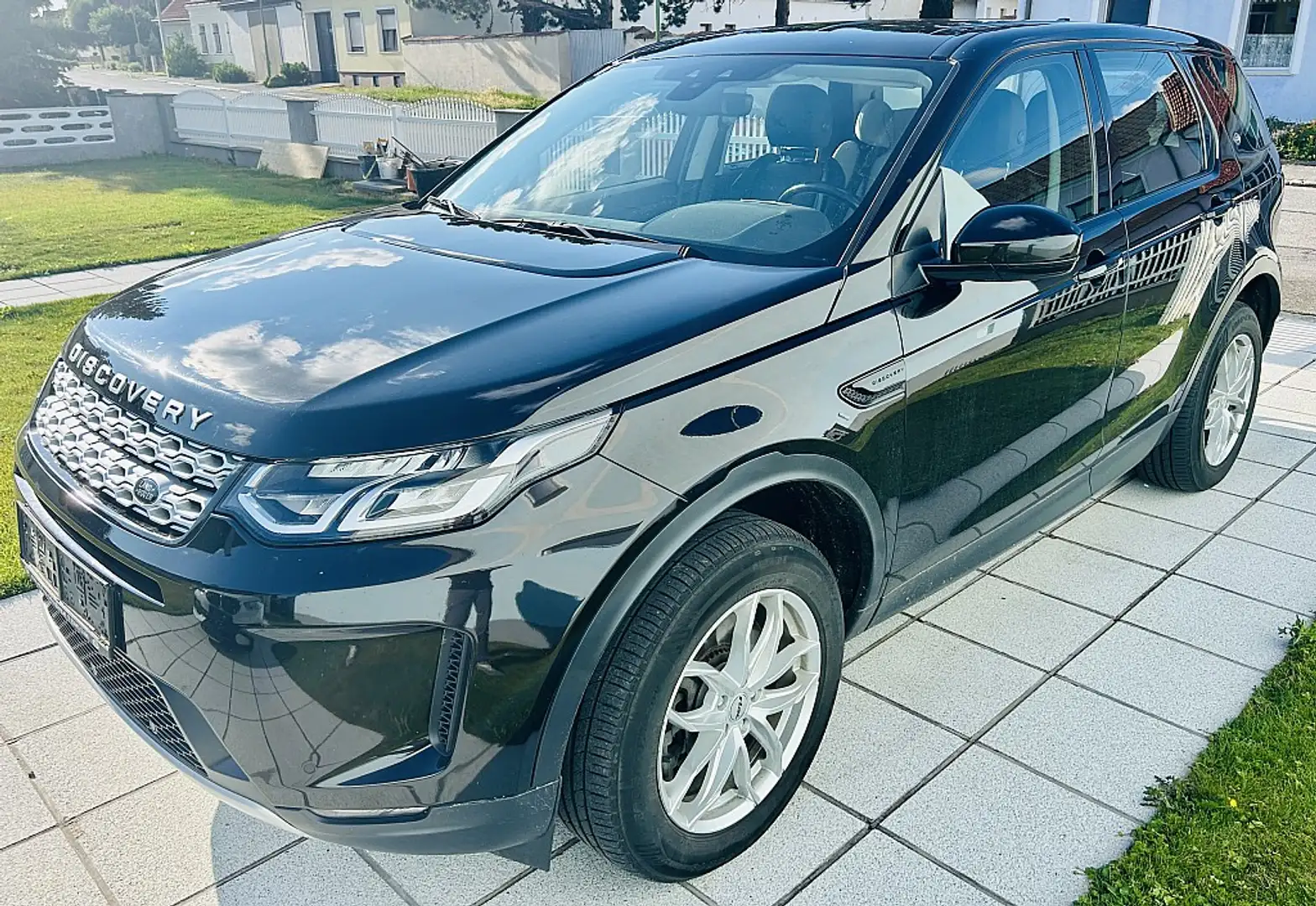 Land Rover Discovery Sport D150 4WD Aut. S - AHK - NUR Händlerverkauf - Mö... Schwarz - 2