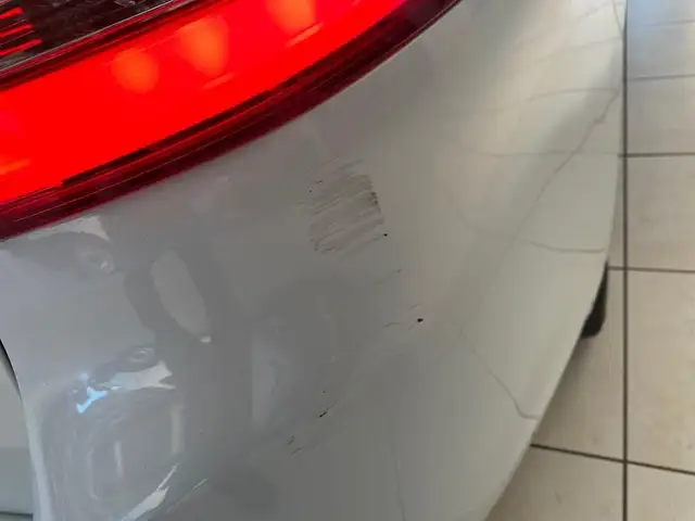 Peugeot 308 view 13