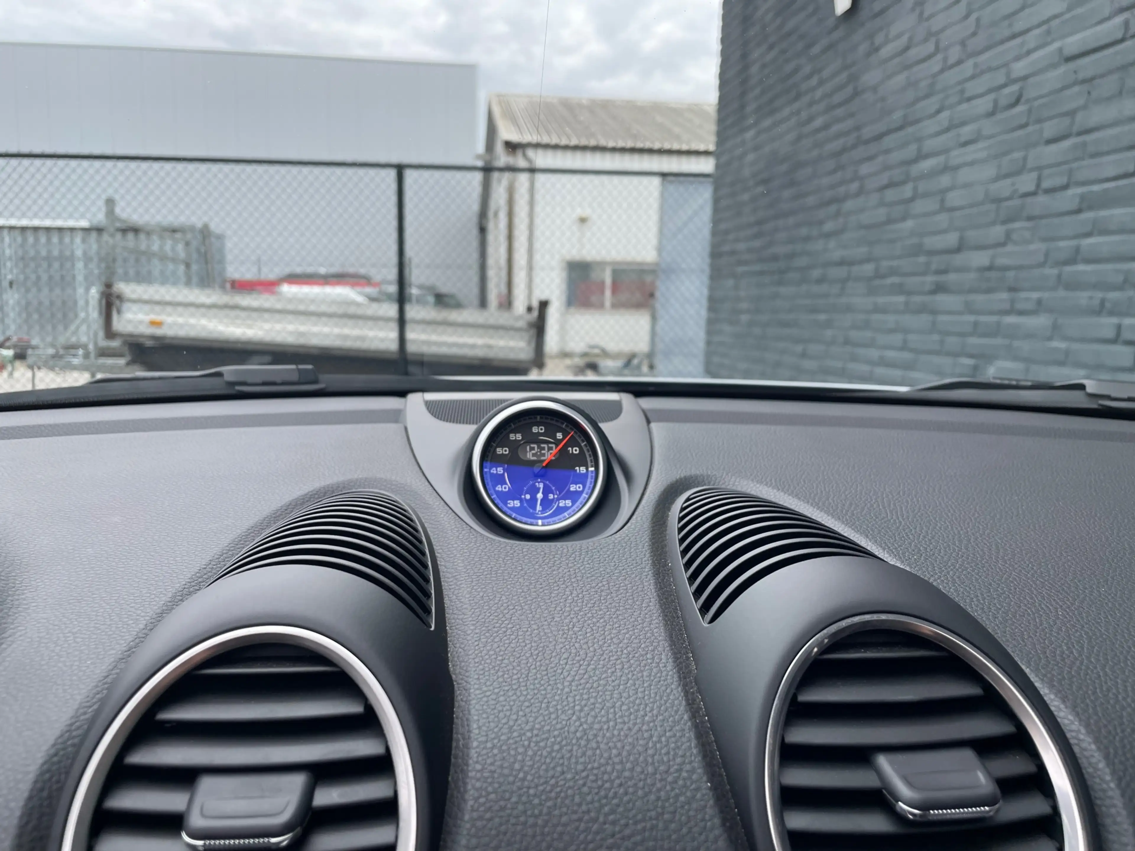 Porsche 718 Boxster GTS 4.0 handgeschakeld wordt verwacht — photo 25
