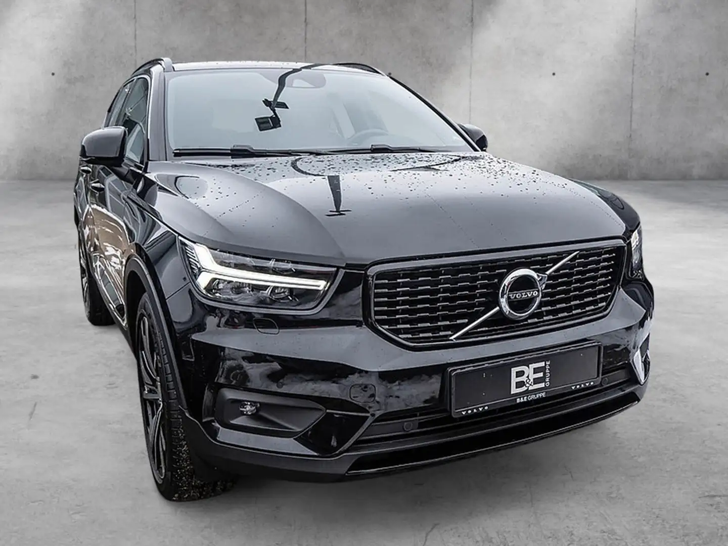 Volvo XC40 T5 R-Design Recharge Plug-In Hybrid LED Schwarz - 2