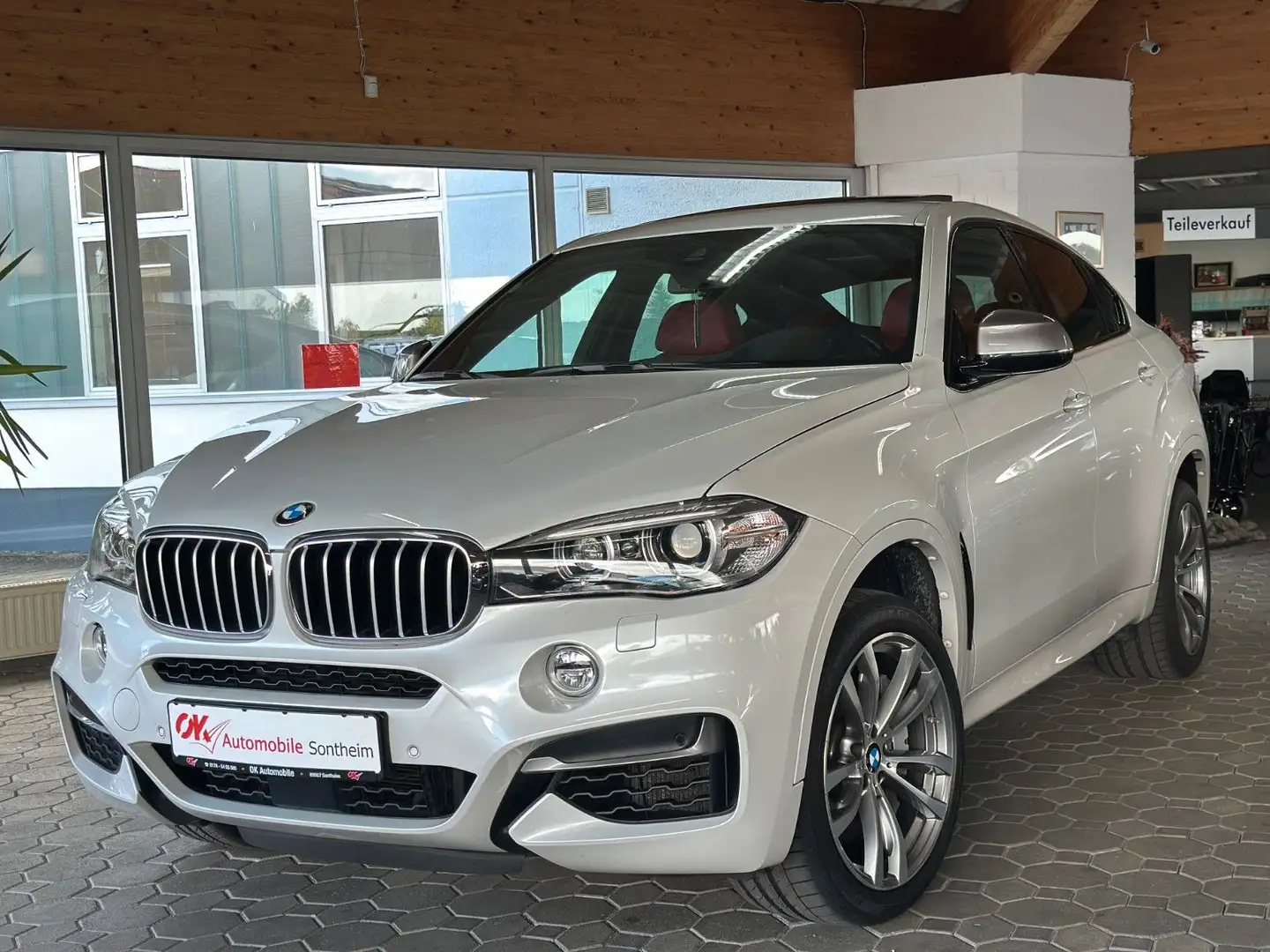 BMW X6 M50d*HeadUp*HarmKard*Bi-Xen*Nav*Totw*Spur*Kam Blanco - 1