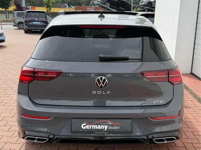 Volkswagen Golf view 9