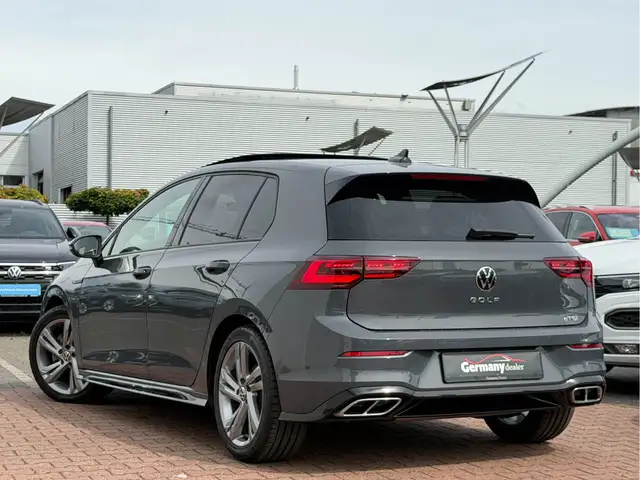Volkswagen Golf view 2