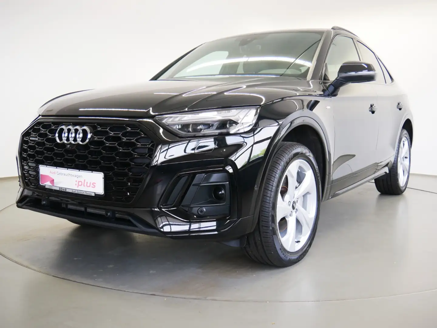 Audi Q5 Sportback 45 TFSI quattro S line S tro. MATRIX AHK Schwarz - 2