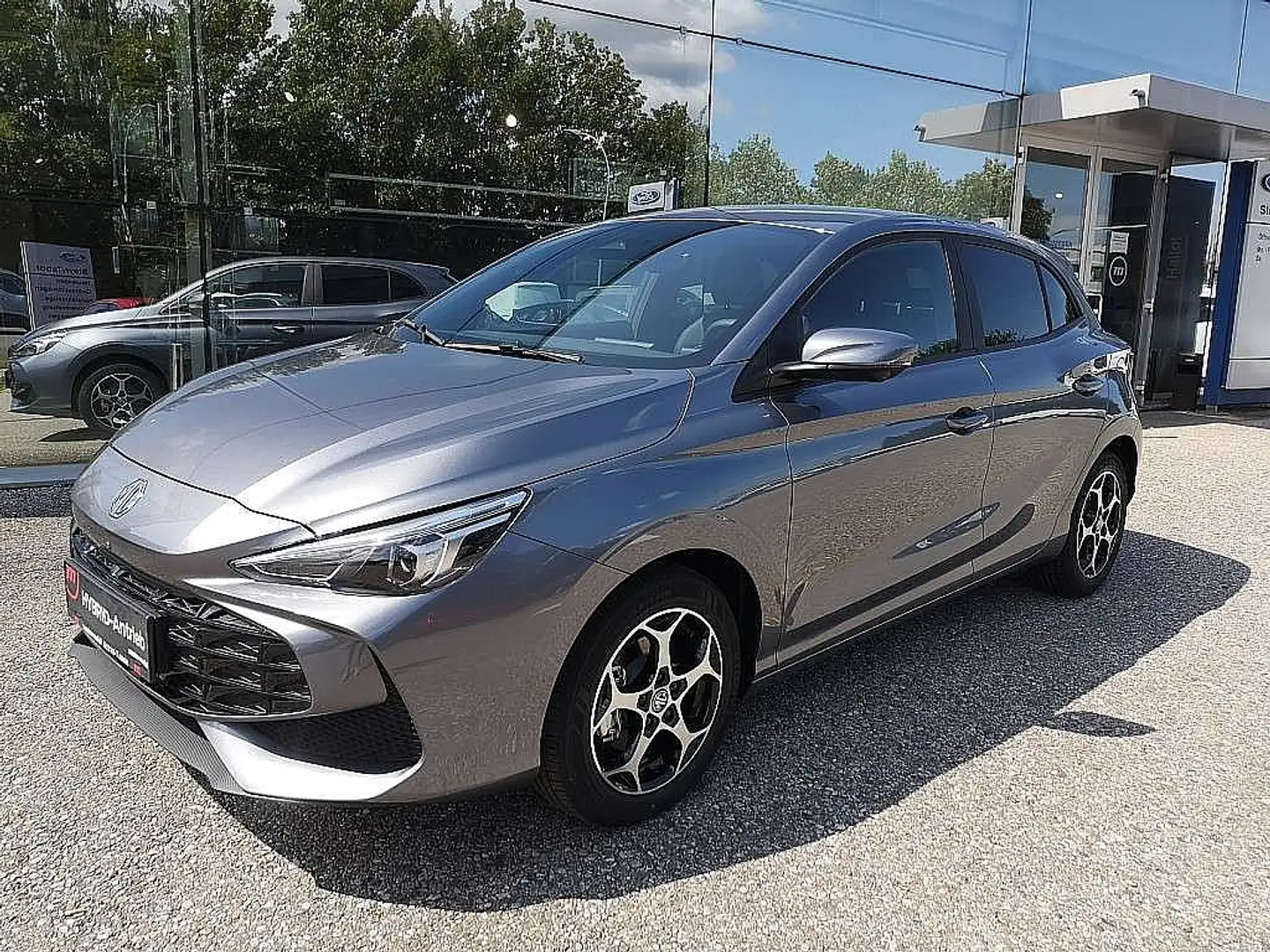 MG MG3 1,5 Hybrid+ Luxury Aut. Grijs - 1
