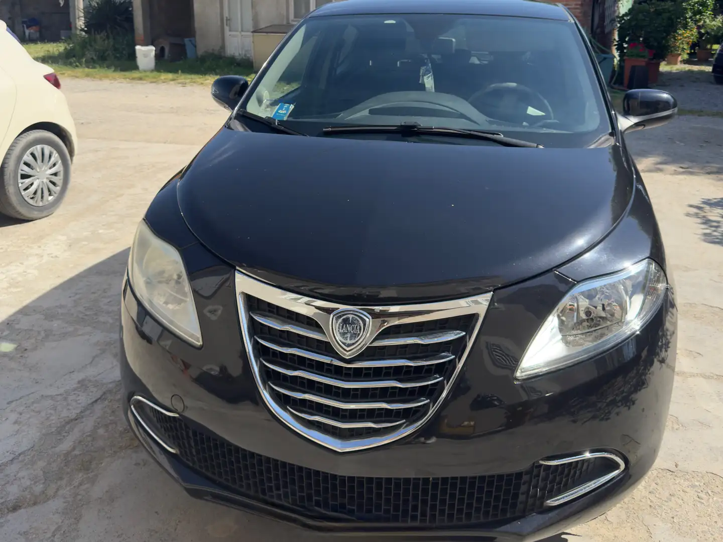 Lancia Ypsilon Ypsilon III 2011 1.2 8v Platinum ecochic Gpl 69cv Schwarz - 1