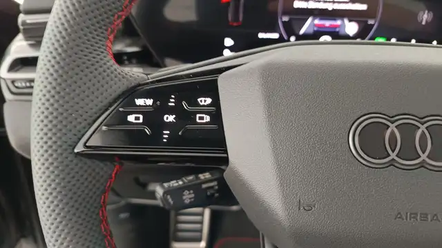 Audi A6 view 13