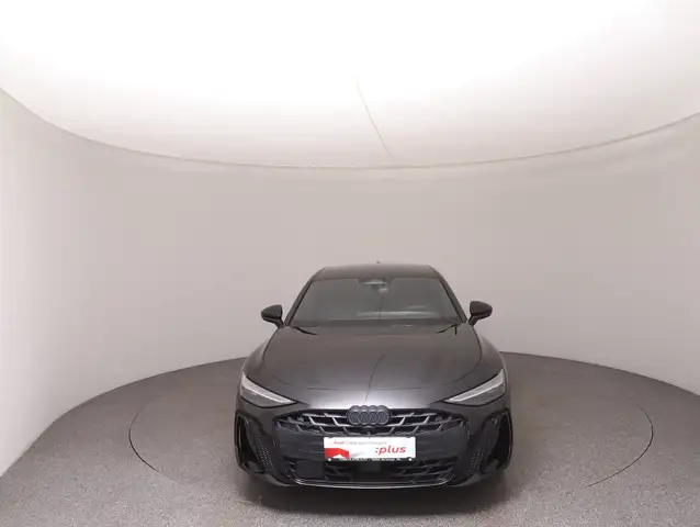 Audi A6 view 2