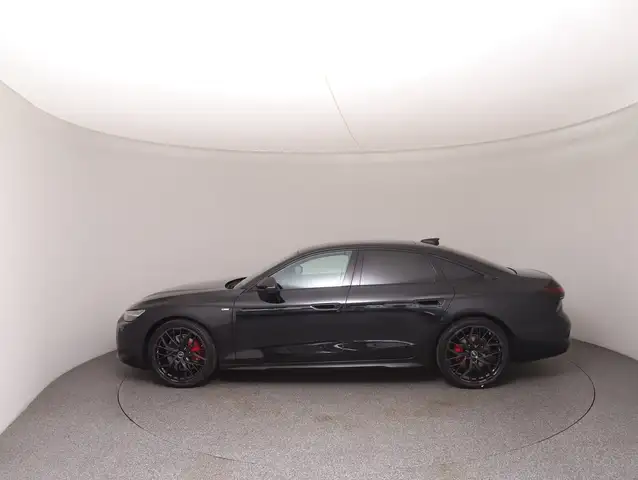 Audi A6 view 8
