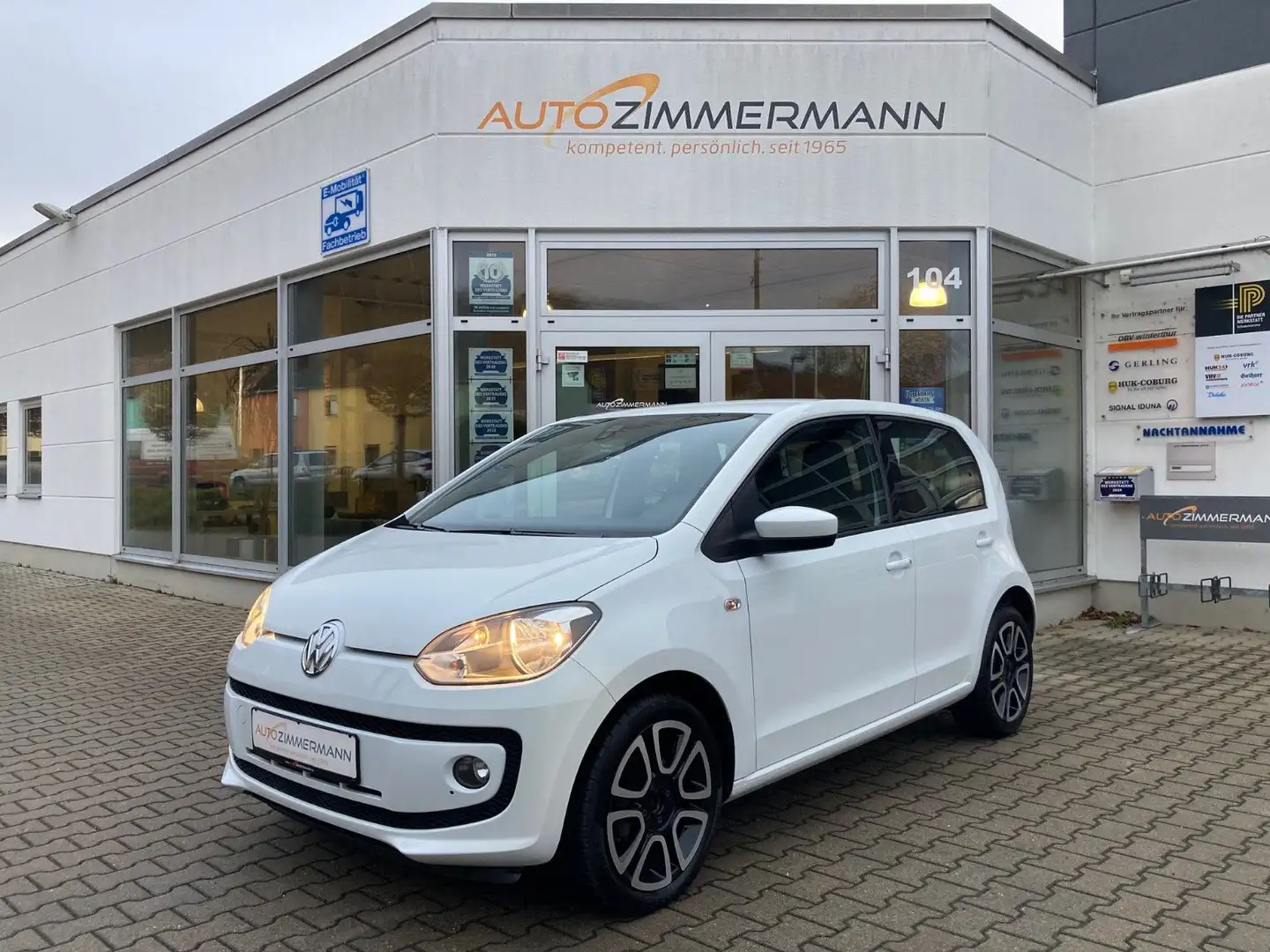 Volkswagen up! Sitzheizung Klima Parkpilot Tempomat Weiß - 1