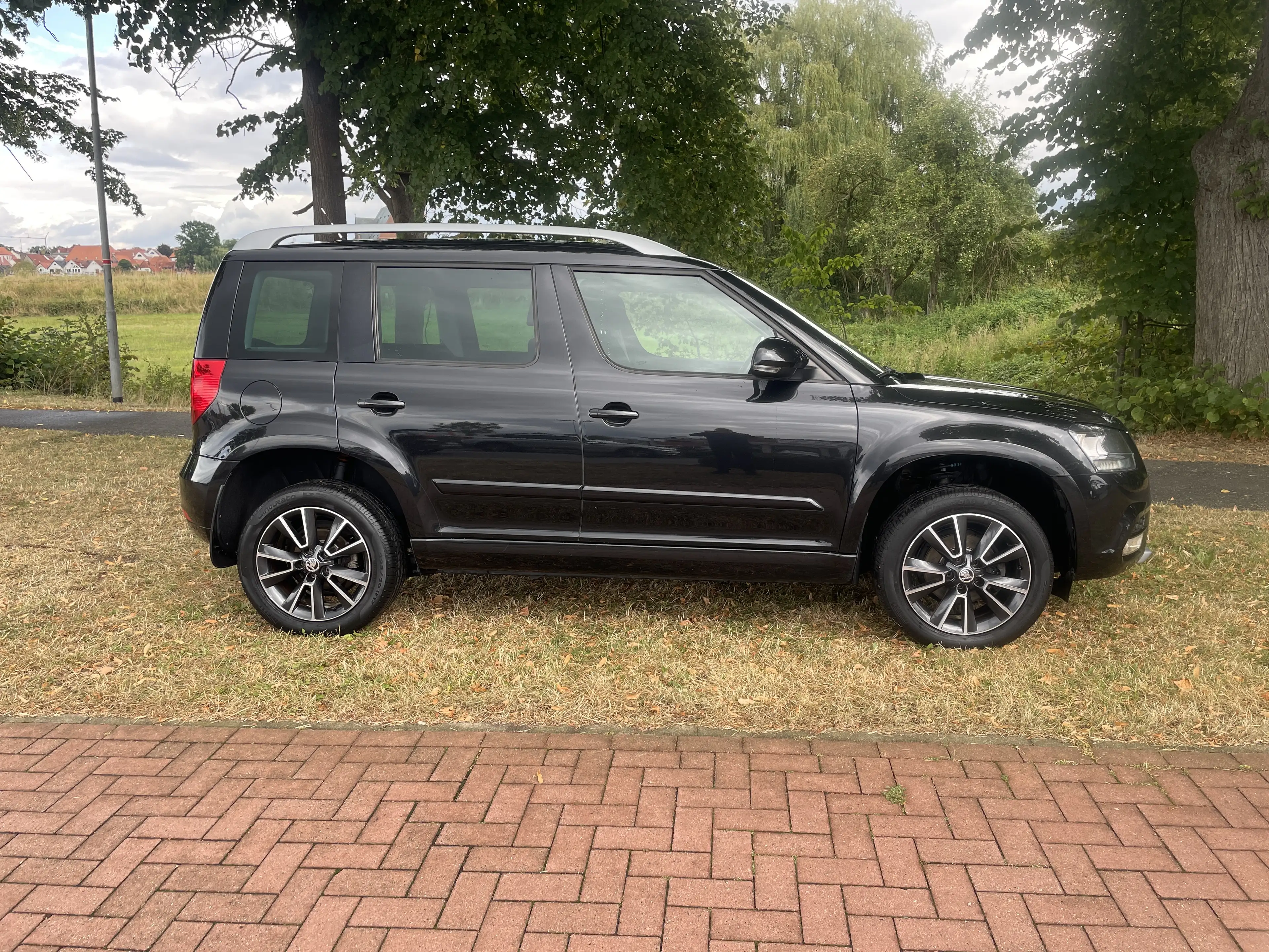 Skoda Yeti Ambition — photo 4