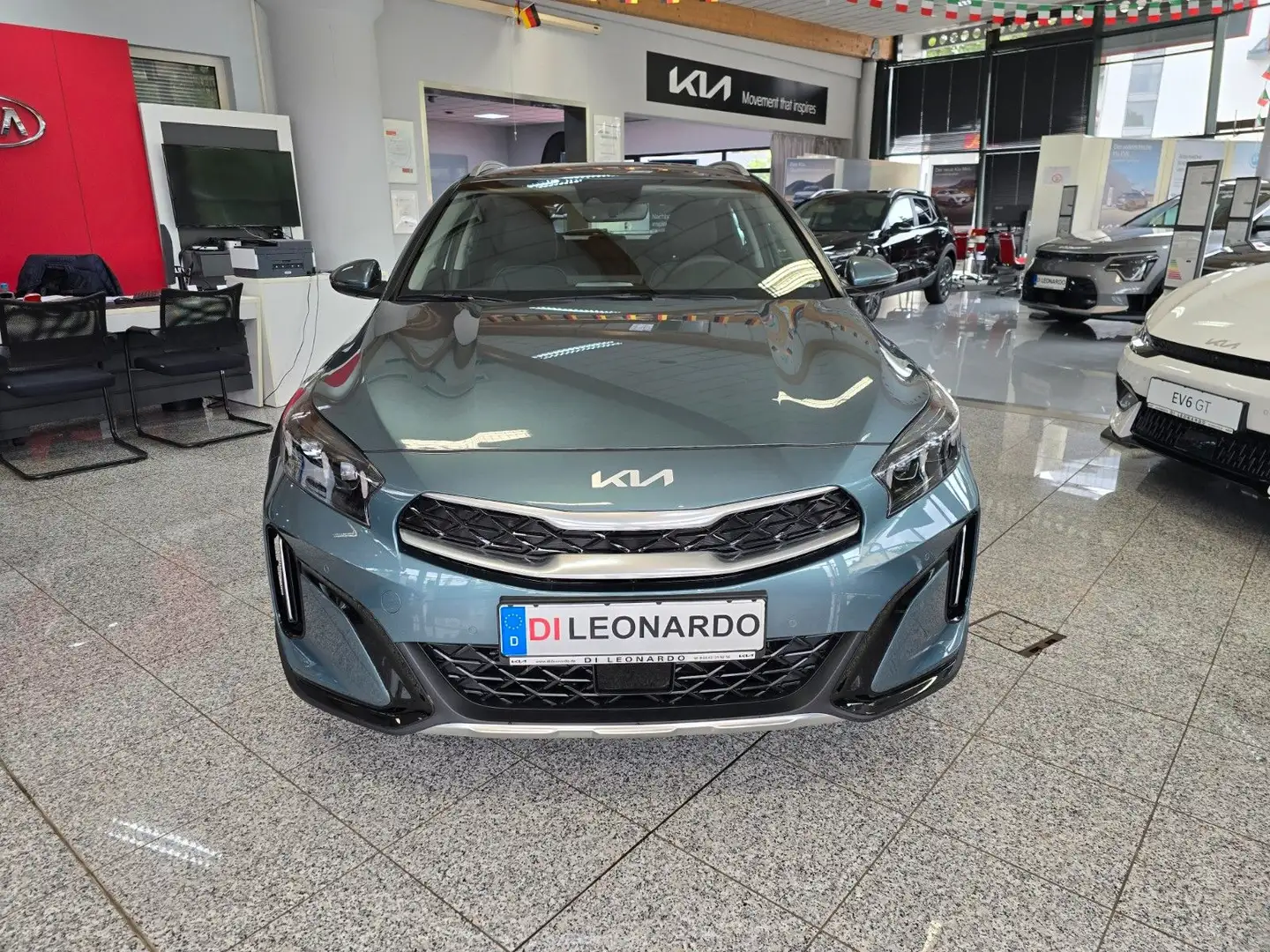 Kia XCeed Spirit Plug-in Hybrid Navi Kamera 18" Grijs - 2