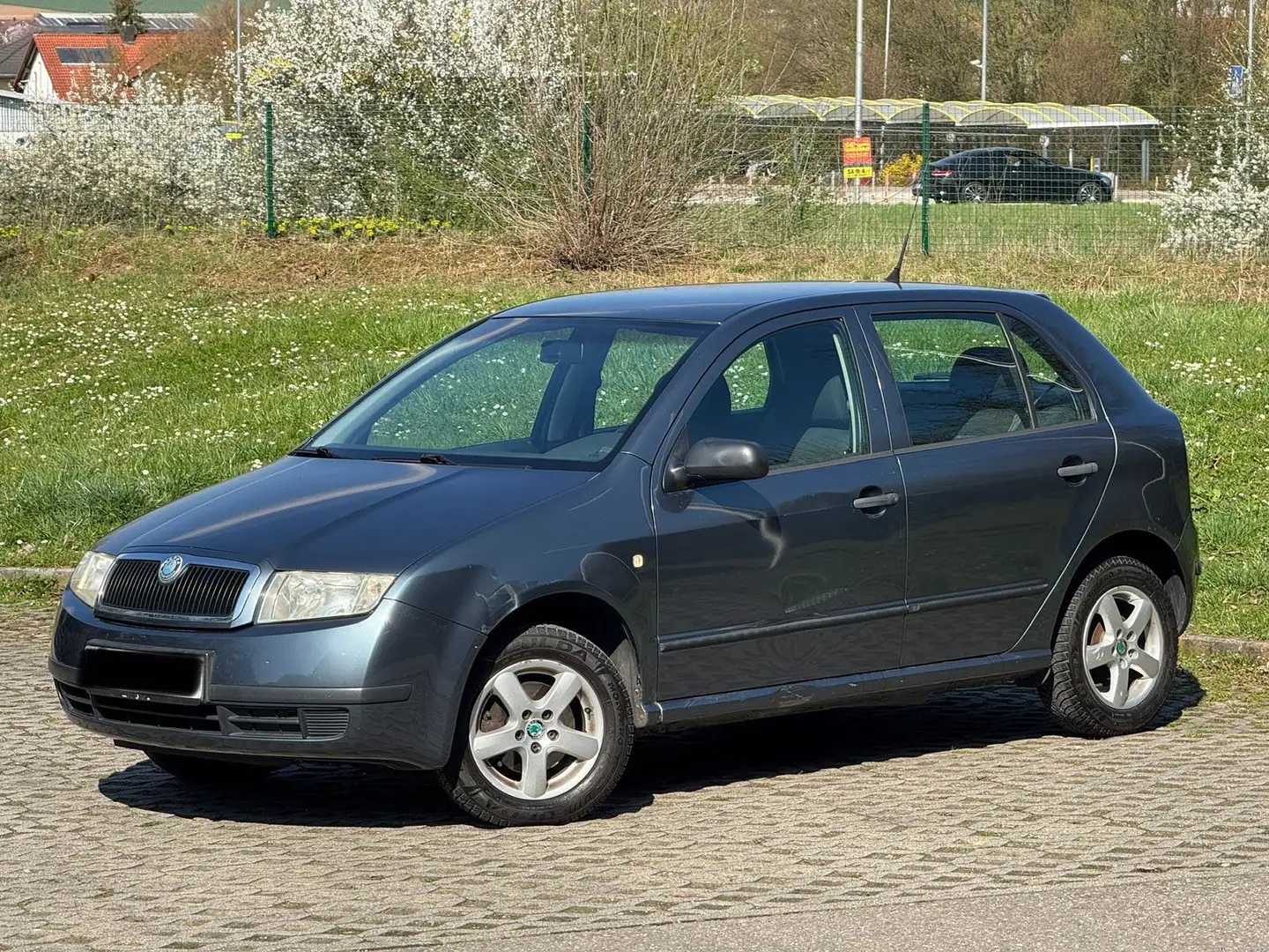 Skoda Fabia 1.4 16V Ambiente guter Zustand Tüv Neu Grau - 2