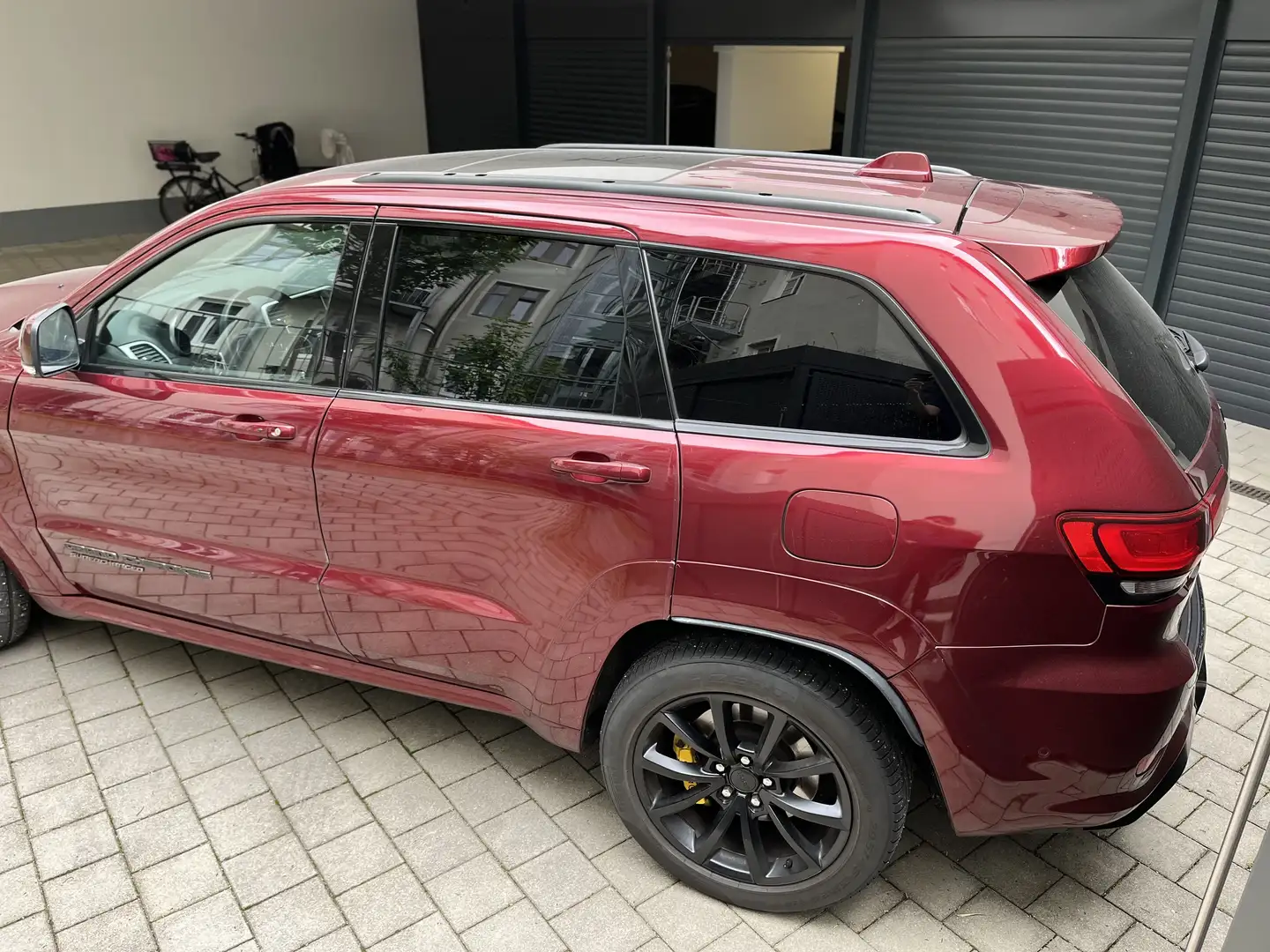Jeep Grand Cherokee 6.2 L V8 Trackhawk auto - 1